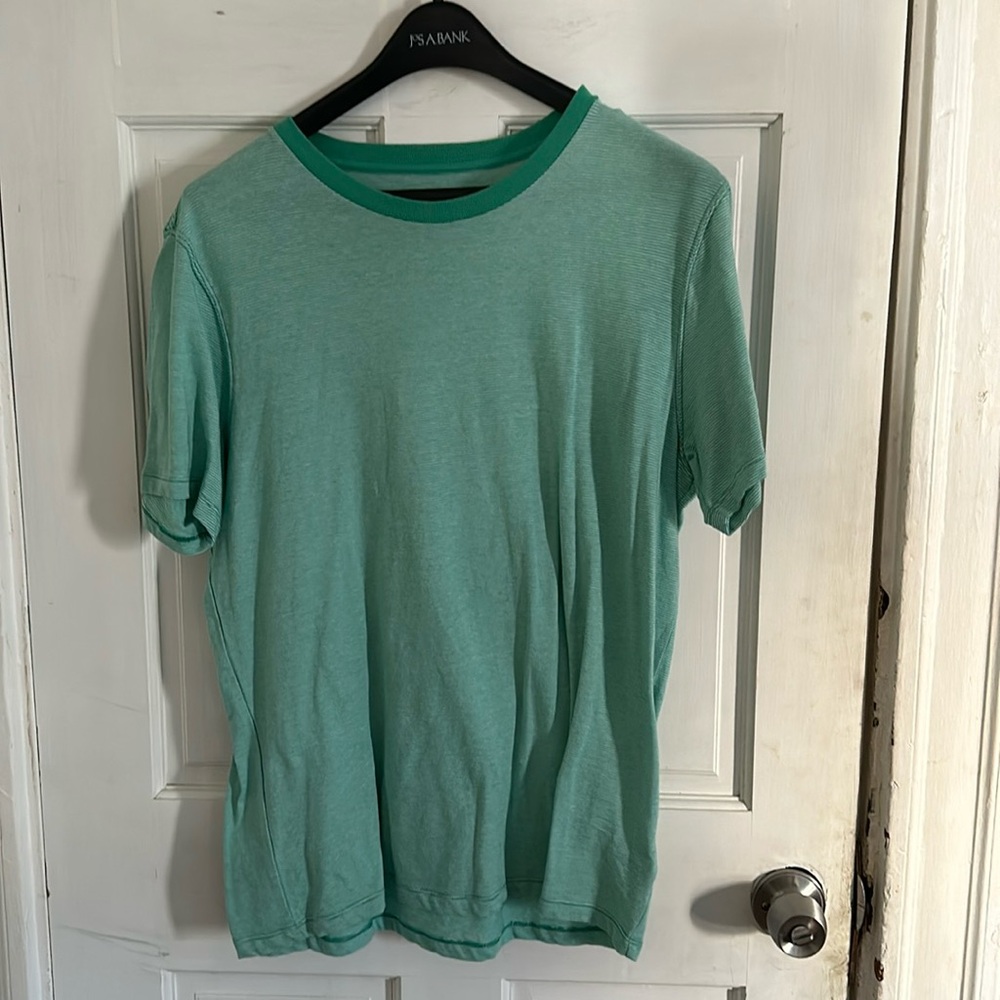 Green old navy T shirt